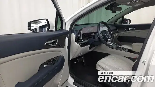 Kia Sportage 2023 — Фото 10/20