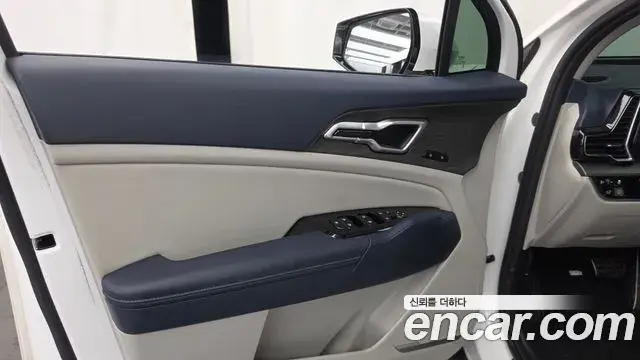 Kia Sportage 2023 — ფოტო 10/33