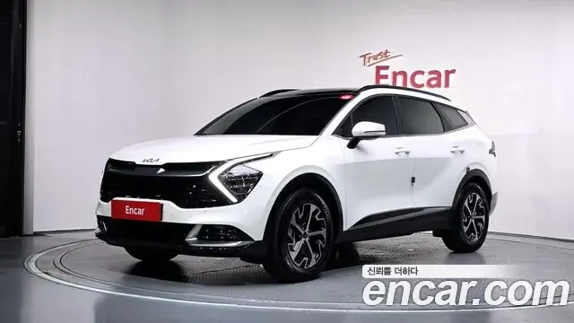 Kia Sportage 2024 — Фото 1/20