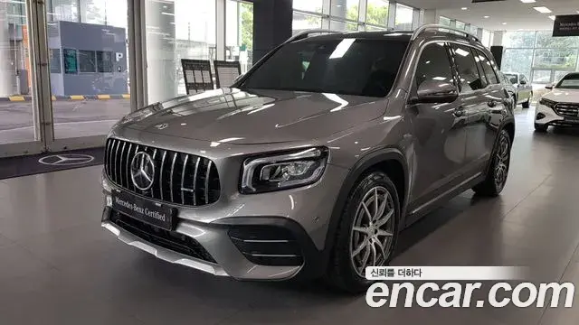 Mercedes-Benz GLB-Class 2023 — Фото 10/18