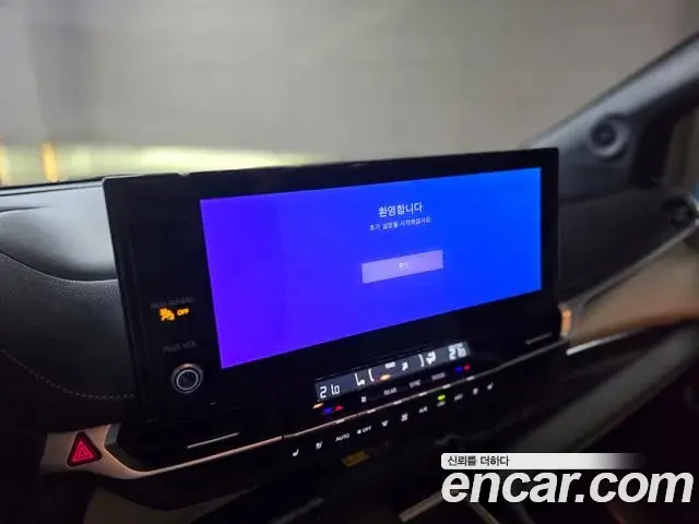 Toyota Sienna 2025 — ფოტო 12/20