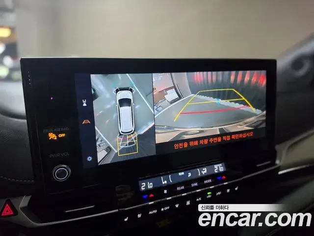 Toyota Sienna 2025 — ფოტო 16/20