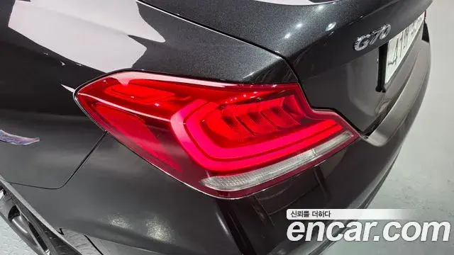 Genesis G70 2019 — Şəkil 14/30