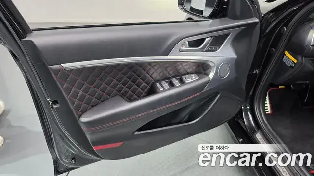 Genesis G70 2019 — Şəkil 24/30