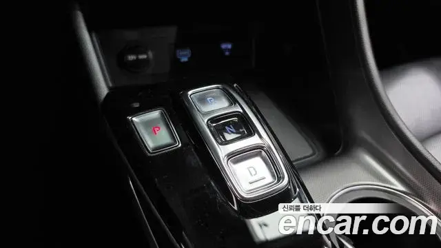Hyundai Sonata 2022 — Фото 8/20