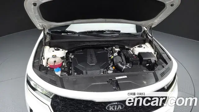 Kia Sorento 2020 — Фото 6/20