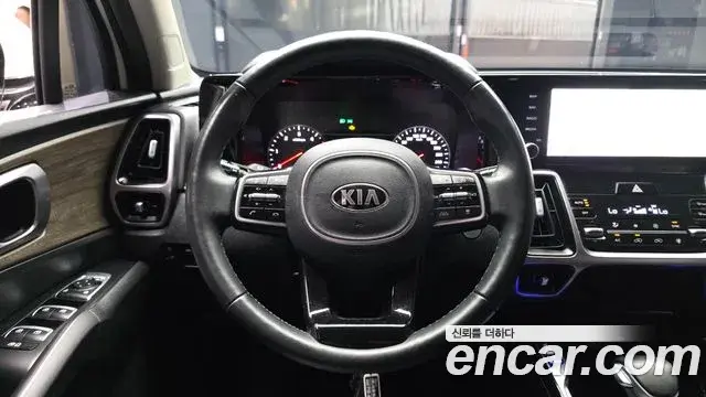 Kia Sorento 2020 — Фото 13/20