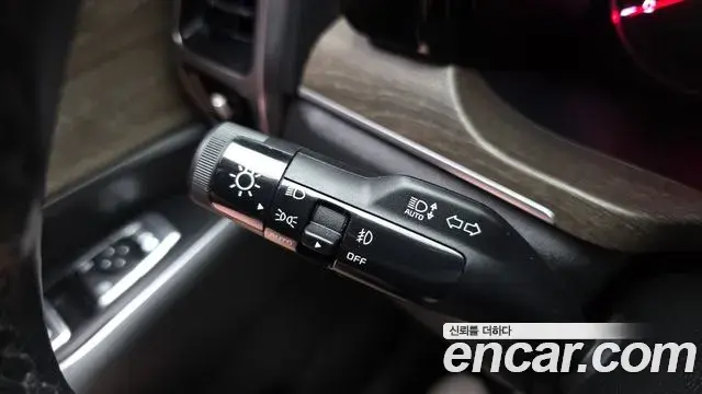 Kia Sorento 2020 — Фото 19/20