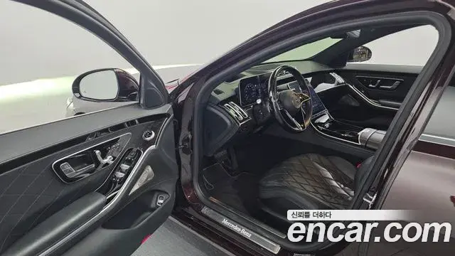 Mercedes-Benz S-Class 2021 — Фото 10/20