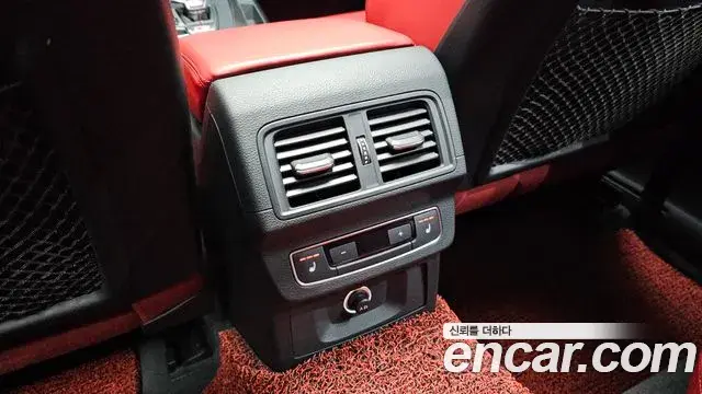 Audi Q5 2020 — Фото 18/20