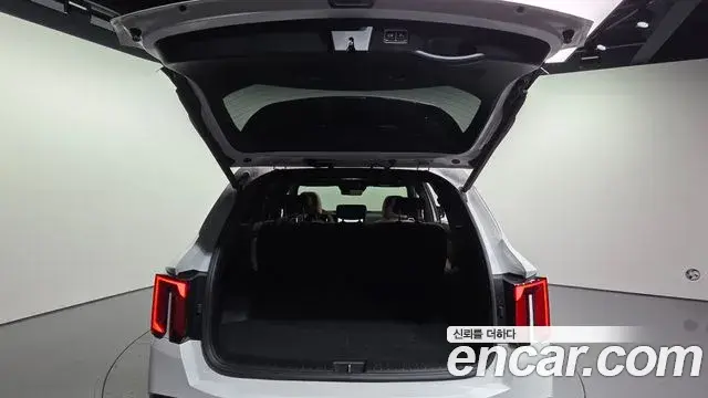 Kia Sorento 2024 — Şəkil 15/20