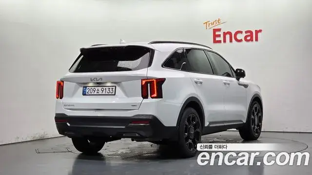 Kia Sorento 2024 — Фото 2/20