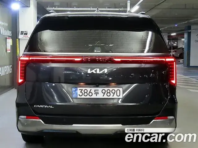 Kia Carnival 2025 — Photo 13/20