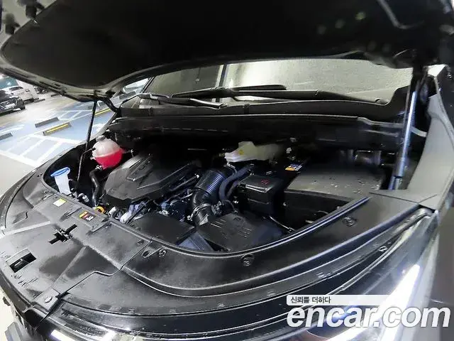 Kia Carnival 2025 — Photo 14/20