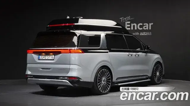 Kia Carnival 2021 — Photo 2/20