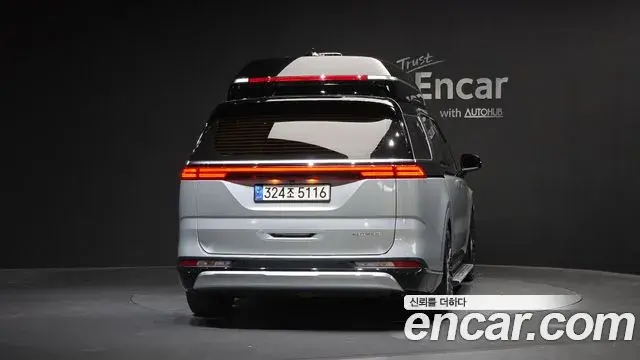 Kia Carnival 2021 — Photo 4/20