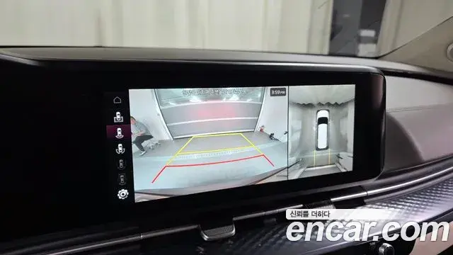 Kia Carnival 2021 — Photo 15/20