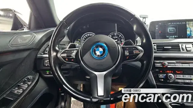 BMW 6 Series 2018 — Фото 13/20