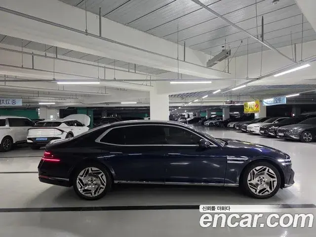 Genesis G90 2022 — Photo 5/20