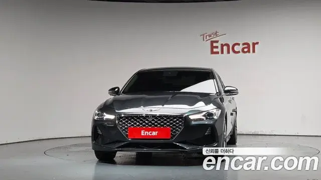 Genesis G70 2018 — Фото 3/20