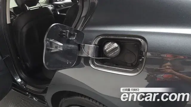 Genesis G70 2018 — Photo 26/33