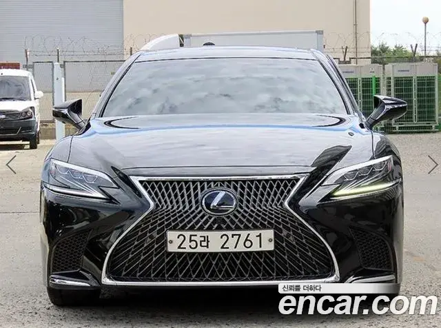 Lexus LS500h 2018 — Şəkil 4/20