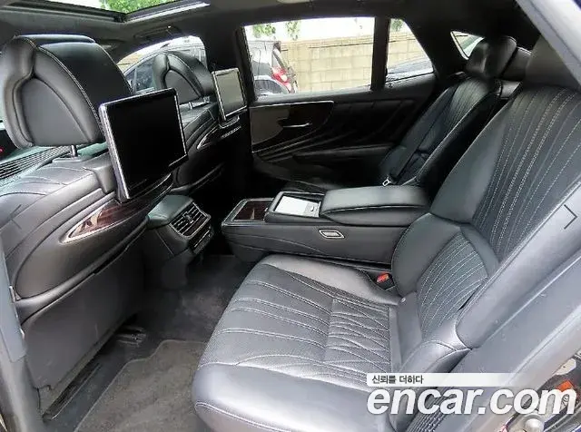 Lexus LS500h 2018 — Şəkil 5/20