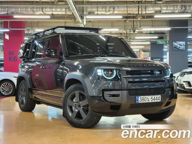 Land Rover Defender 2026 — Фото 20/20
