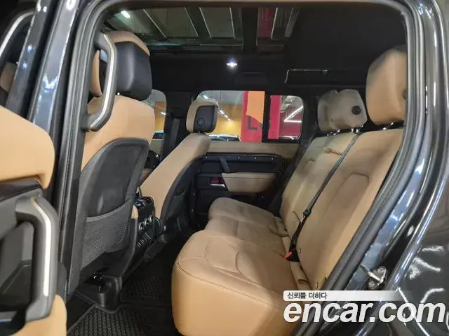 Land Rover Defender 2026 — Фото 11/20