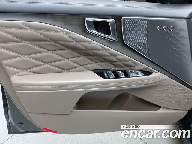 Kia K8 2022 — Photo 29/32