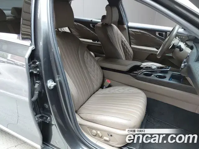 Kia K8 2022 — Photo 31/32