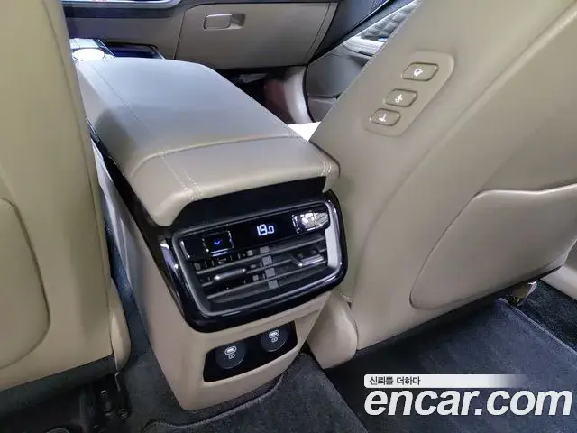 Kia K8 2022 — Photo 22/32