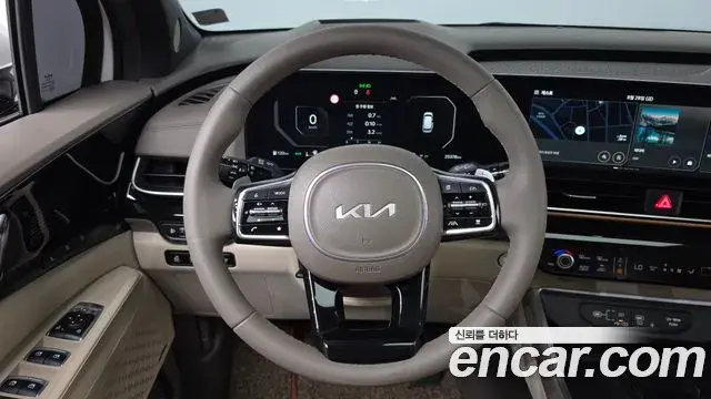 Kia Carnival 2024 — Фото 13/20