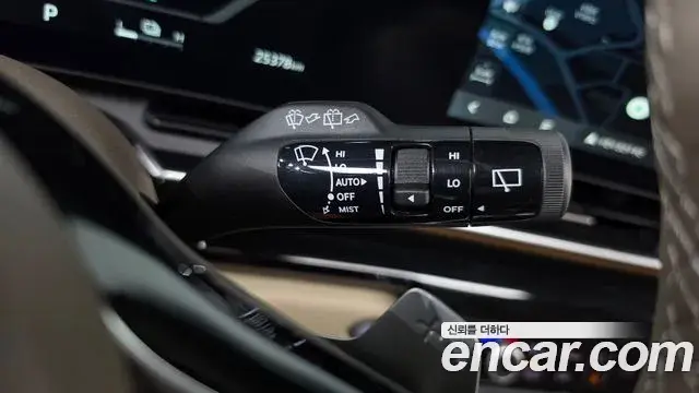 Kia Carnival 2024 — Şəkil 20/40