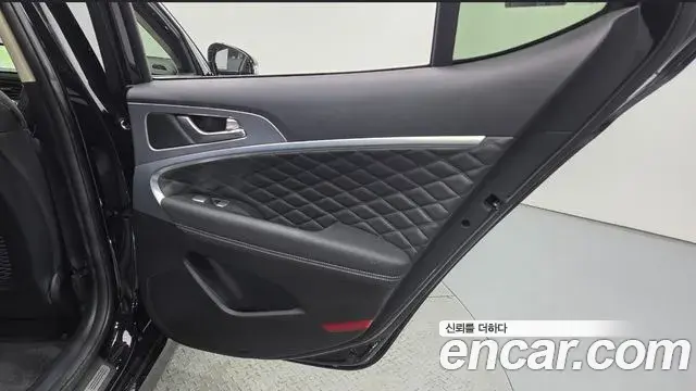 Genesis G70 2021 — Şəkil 25/37