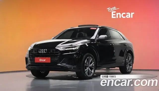 Audi Q7 2022 — Фото 1/20