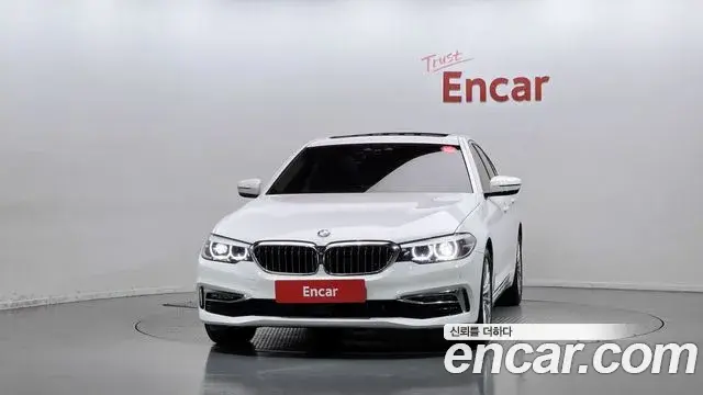 BMW 5 Series 2019 — Фото 2/20