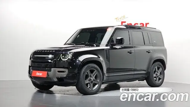 Land Rover Defender 2021 — Фото 1/20