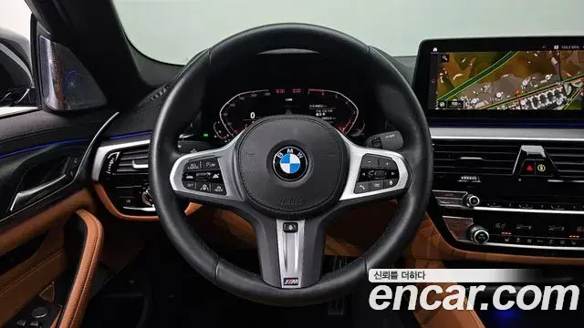 BMW 5 Series 2022 — Фото 14/20