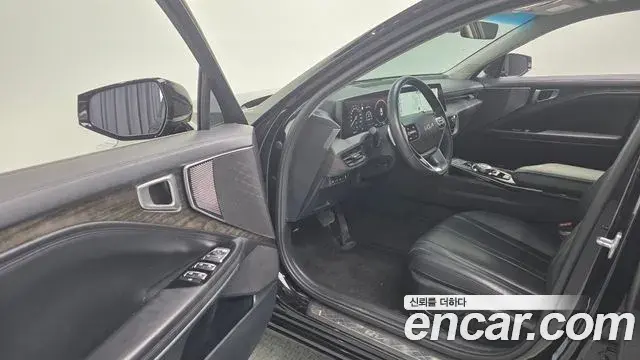 Kia K8 2021 — Photo 12/20