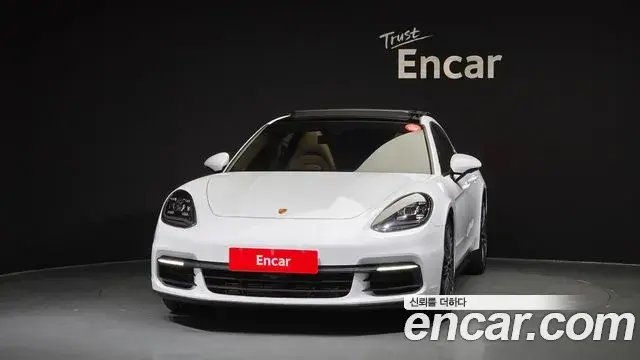 Porsche Panamera 2020 — Фото 3/20