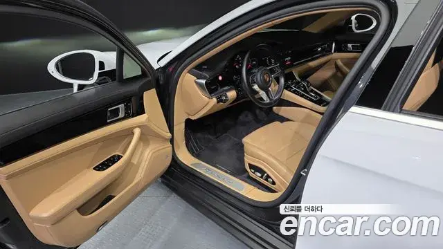 Porsche Panamera 2020 — Фото 10/20