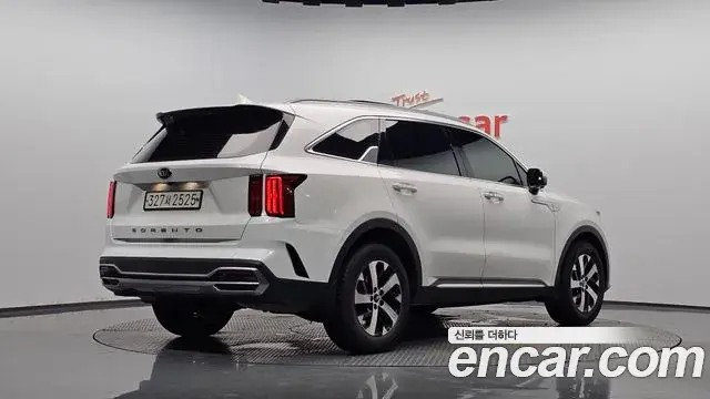 Kia Sorento 2020 — Фото 2/20