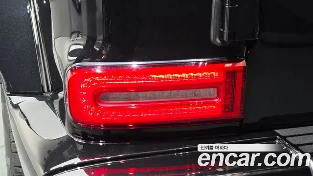 Mercedes-Benz G-Class 2019 — ფოტო 8/38