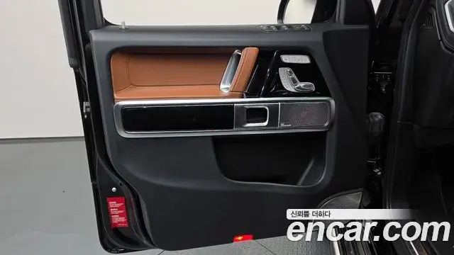 Mercedes-Benz G-Class 2019 — ფოტო 10/38
