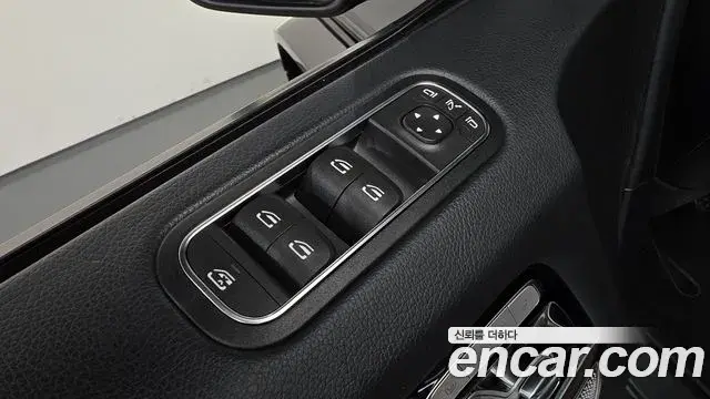 Mercedes-Benz G-Class 2019 — ფოტო 38/38