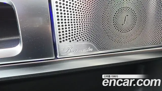 Mercedes-Benz G-Class 2019 — ფოტო 7/38