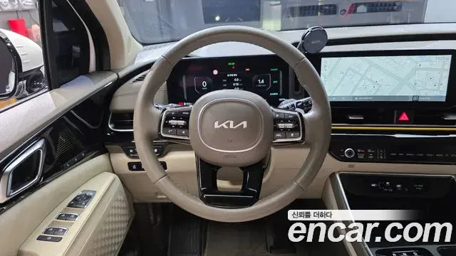 Kia Carnival 2025 — ფოტო 32/38