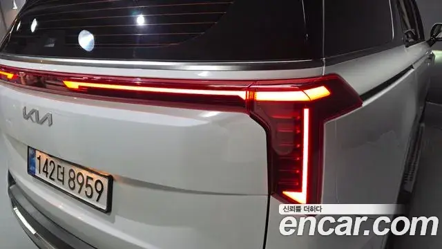 Kia Carnival 2025 — ფოტო 25/38