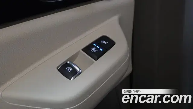 Kia Carnival 2025 — ფოტო 6/38